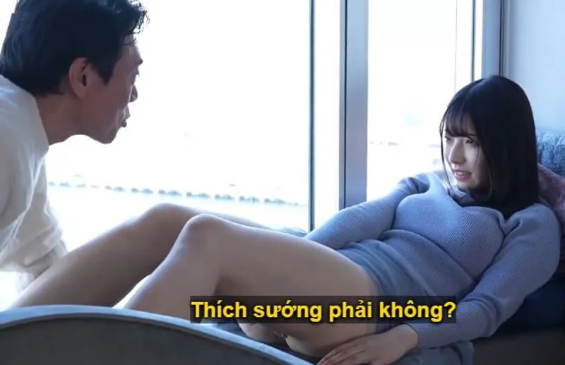Buổi hẹn hò giữa lão bá và cô minh tinh non trẻ mới chập chững bước chân vào làng giải trí tại nhà nghỉ sang trọng.
